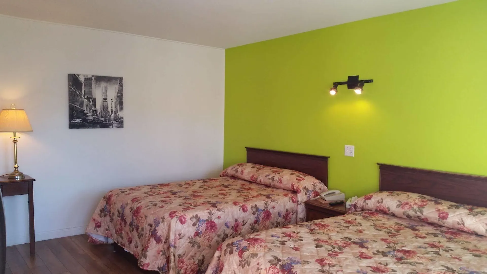 ** Hotel Motel Beauport Inn Quebec City Canada